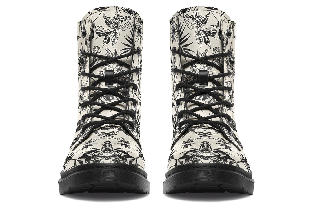 Tangle Boots