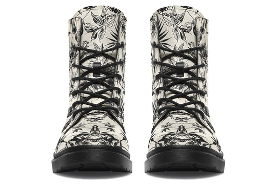 Tangle Boots
