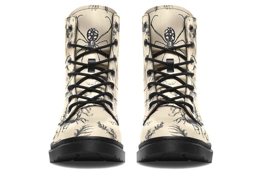 Widow Garden Boots