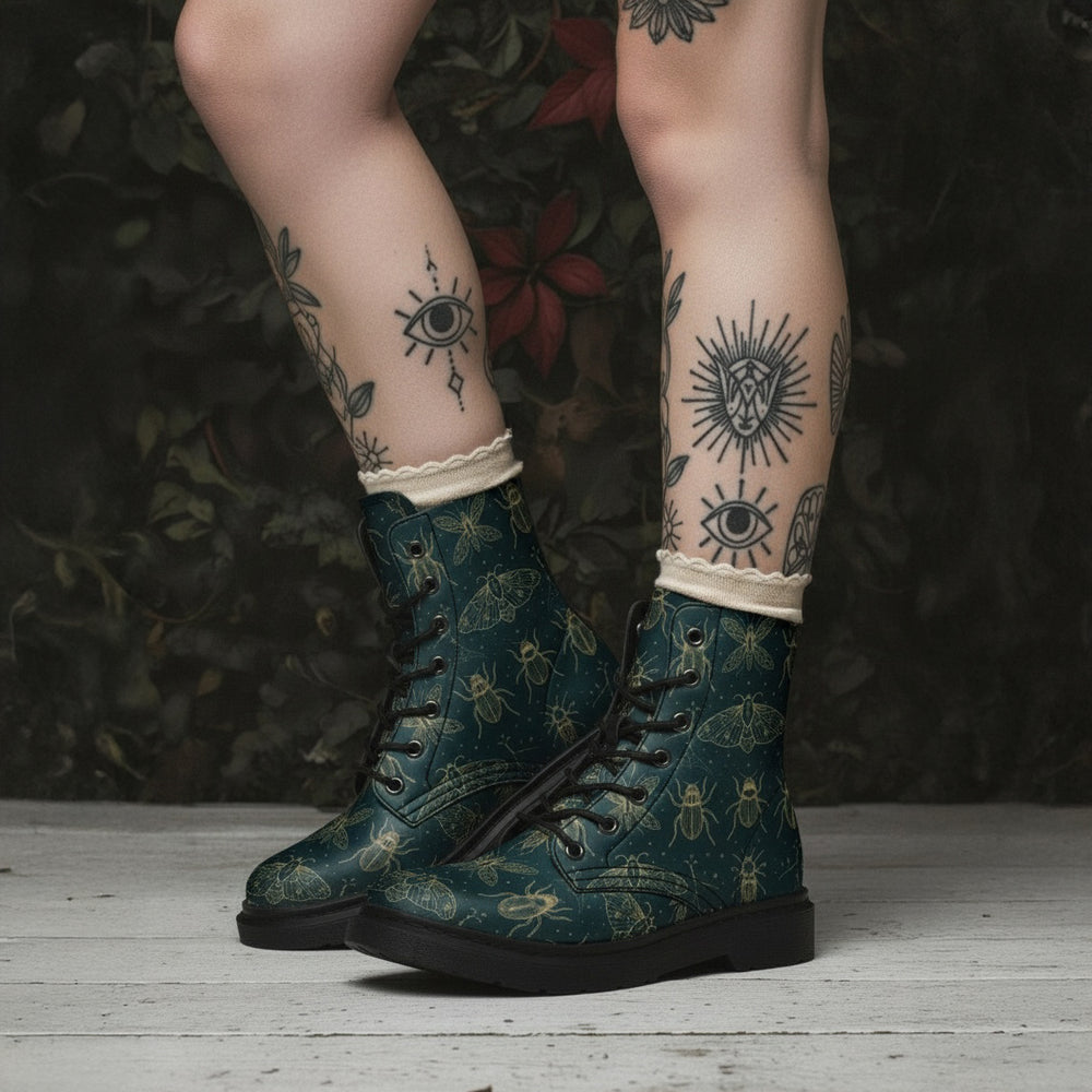 Chrysalidae Boots