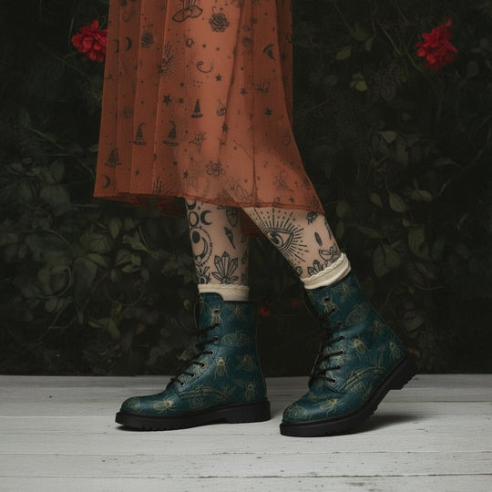 Chrysalidae Boots