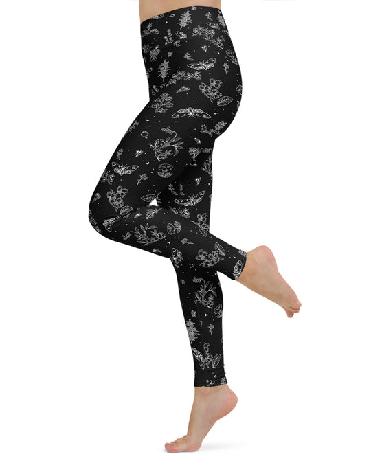 Nightshade Yoga Leggings - UPF 50+ Protection from 98% of harmful rays - Vegan Gothic Clothing - Alternative Occult Ethical Fashion - On Demand Eco-friendly Sustainable Product
