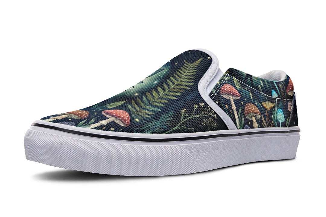 Puck Slipons