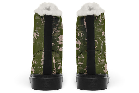 Fern Cat Study Winter Boots