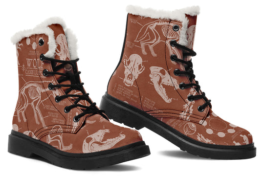 Rosewood Wolf Study Winter Boots