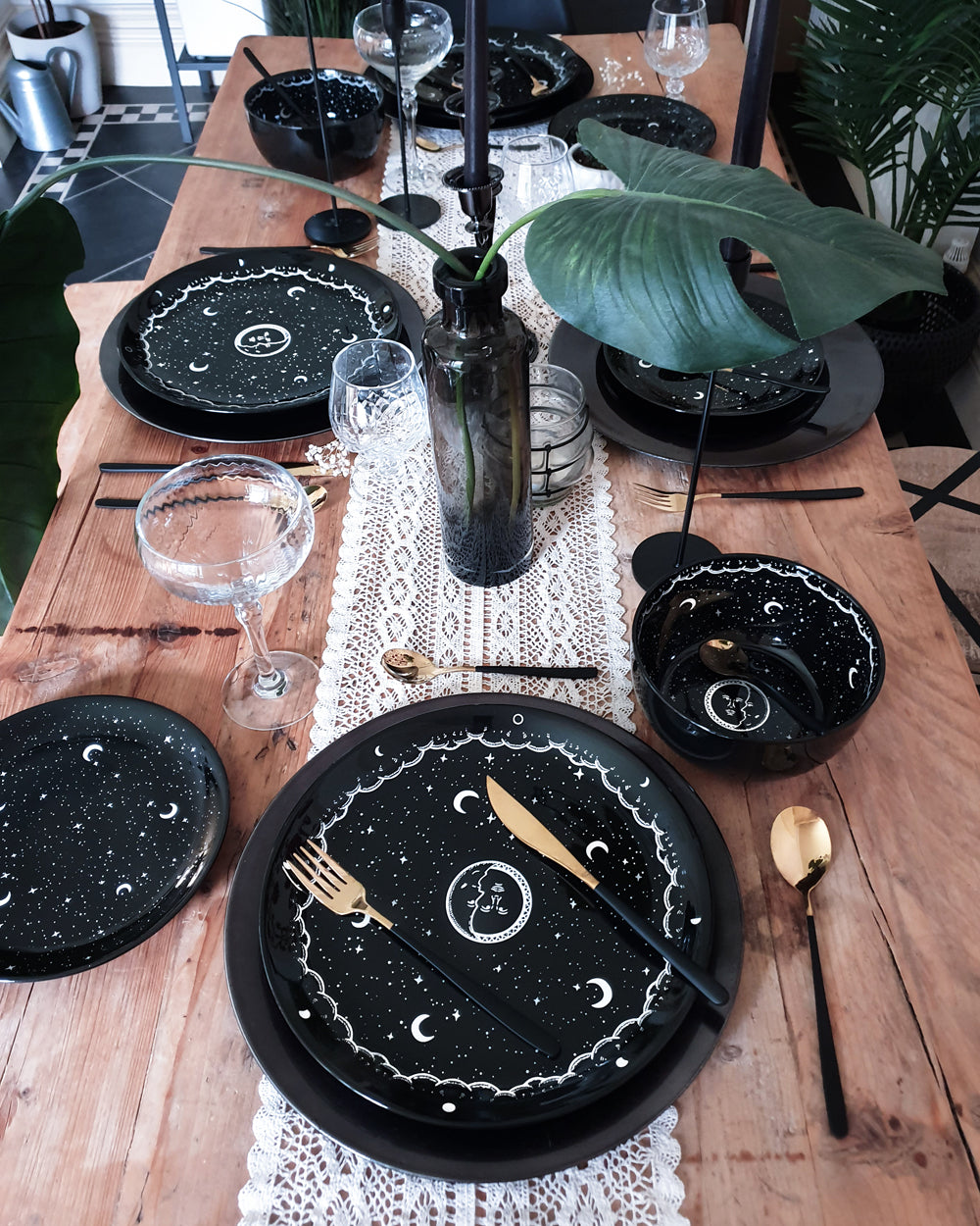 Midnight Porcelain Dinnerware Set of 3 - Plates x 2 & Bowl x 1